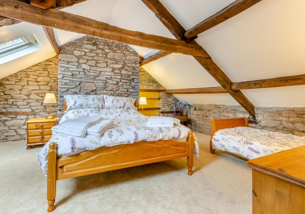 Castell Madoc Cottages Lower Chapel ภายนอก รูปภาพ