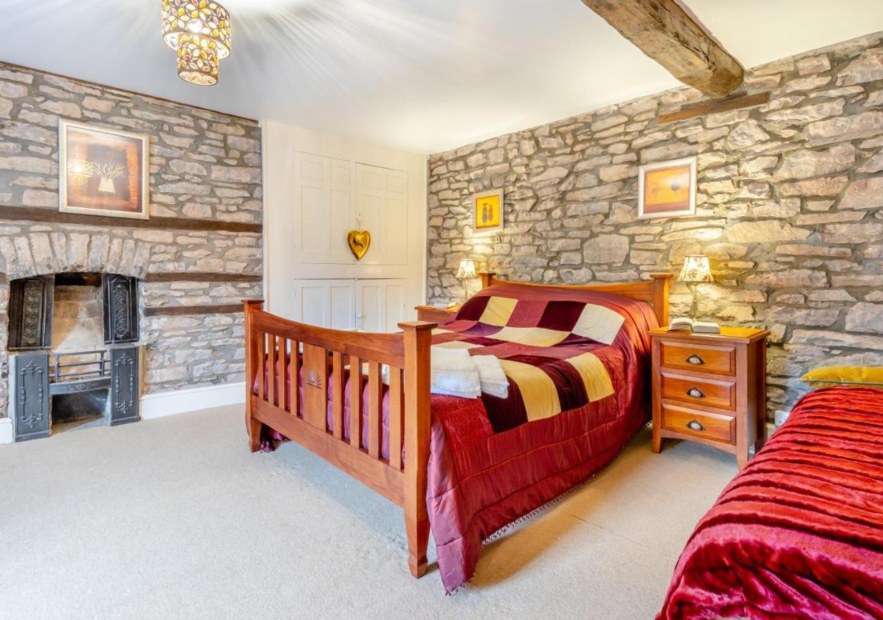 Castell Madoc Cottages Lower Chapel ภายนอก รูปภาพ